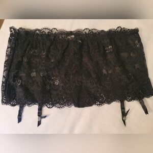 Victoria's Secret Dream Angel Black Lace Garter Skirt w/ Thong Panty (M/L)